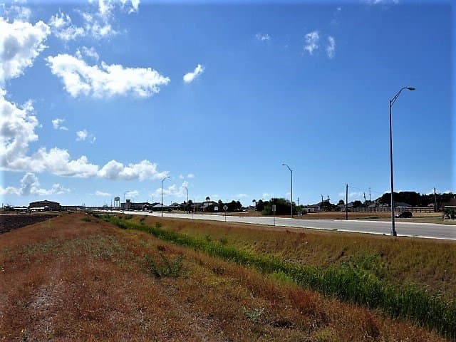 8.7 acres in San Patricio County - photo 22