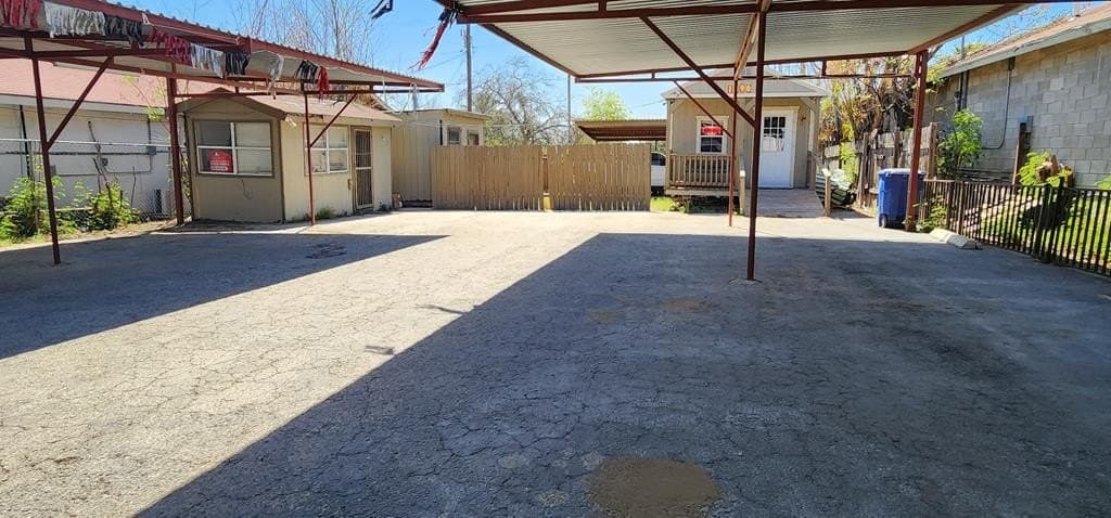 7,000 acres in Maverick County - photo 12