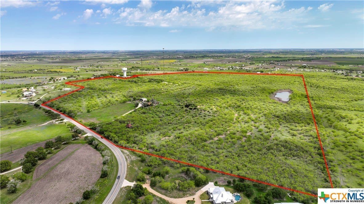 183.18 acres in Guadalupe County - photo 7