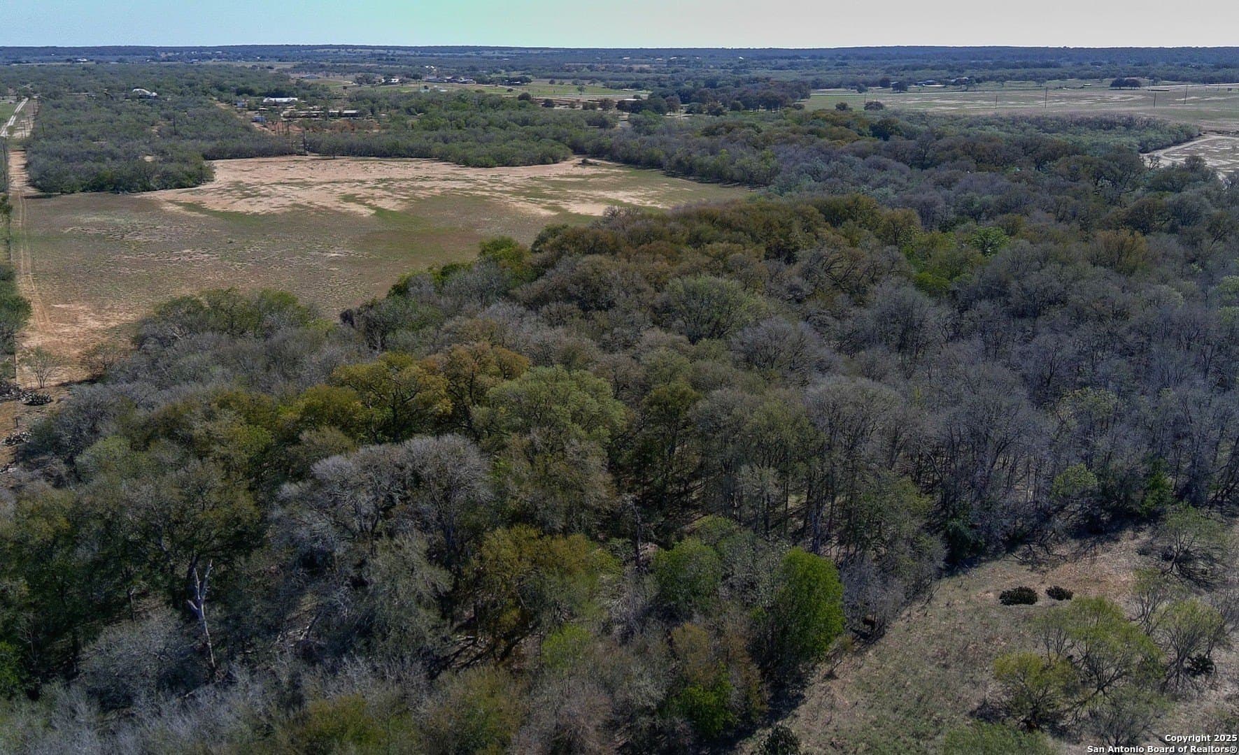 38.57 acres in Guadalupe County - photo 2