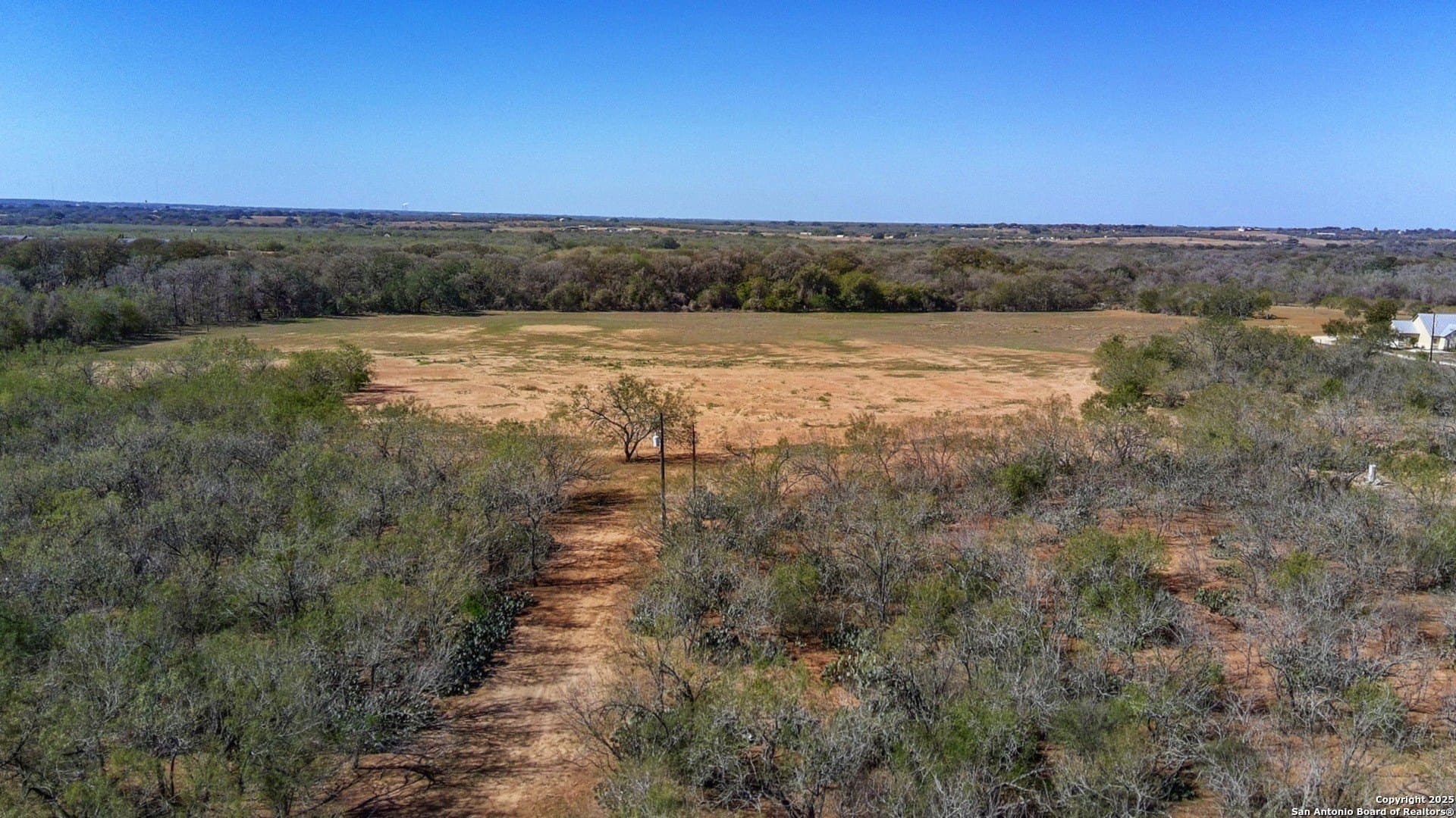 38.57 acres in Guadalupe County - photo 9