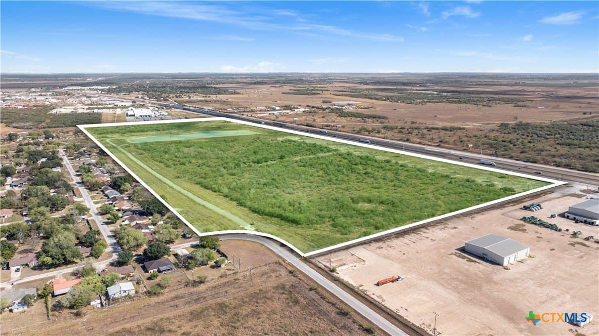 75.24 acres in Victoria County - photo 2