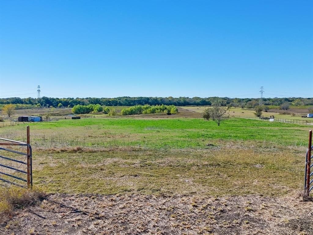 15.75 acres in Collin County - photo 2