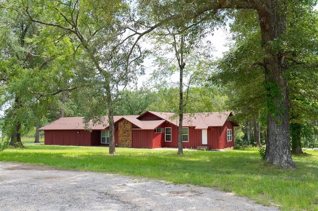 22 acres in Smith County - photo 2
