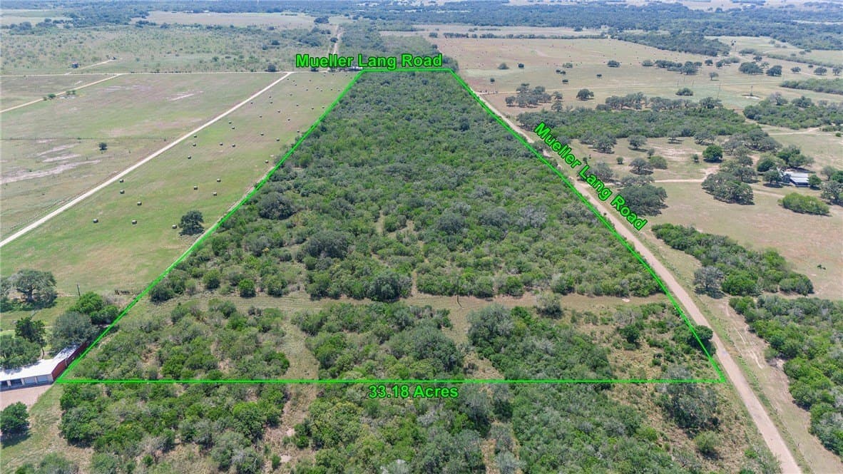 33.18 acres in DeWitt County - photo 4