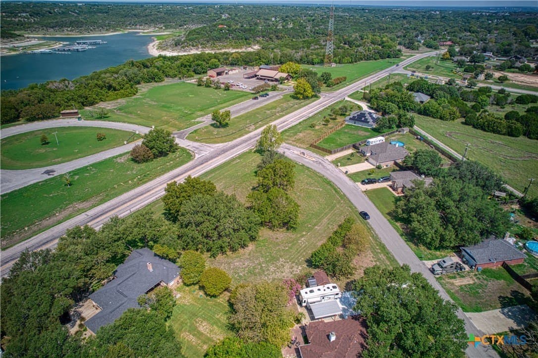 0.7 acres in Bell County - photo 3