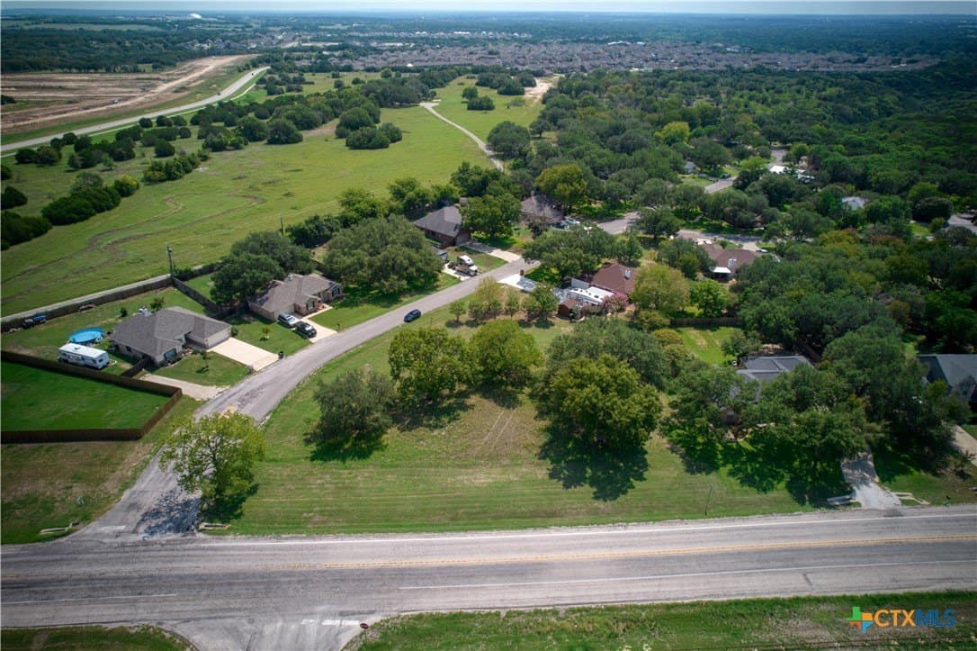 0.7 acres in Bell County - photo 8