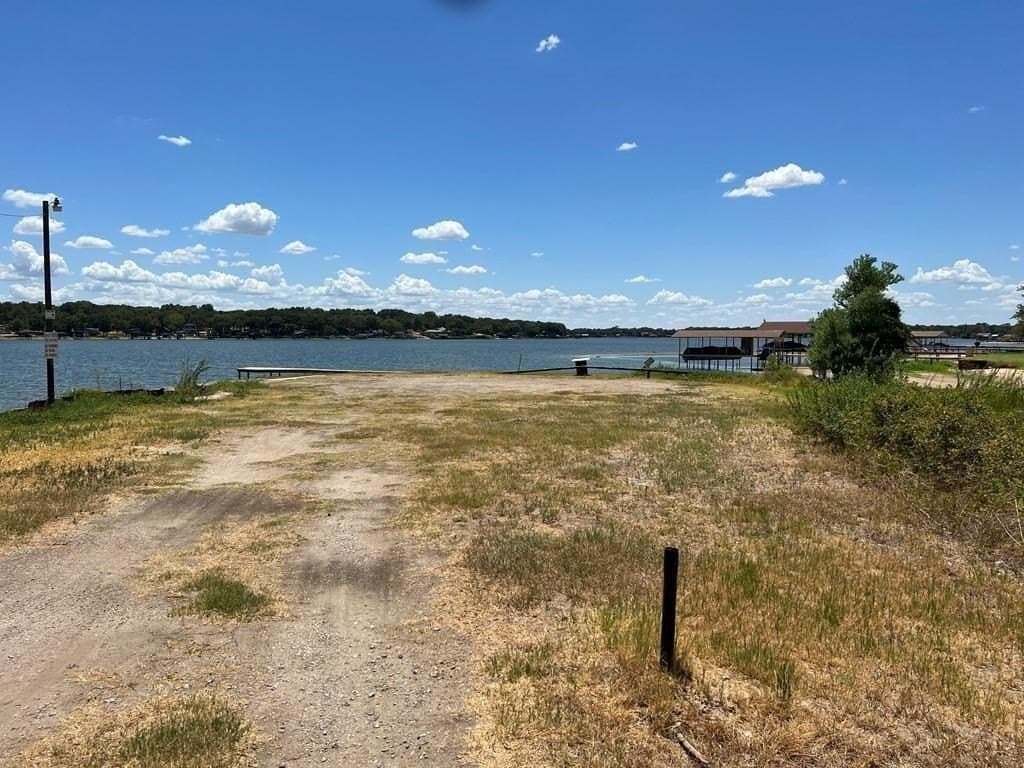 0.23 acres in Henderson County - photo 14