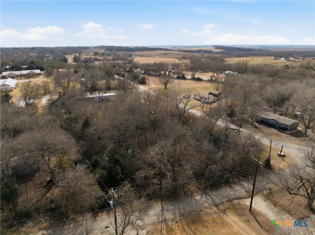 0.76 acres in McLennan County - photo 8