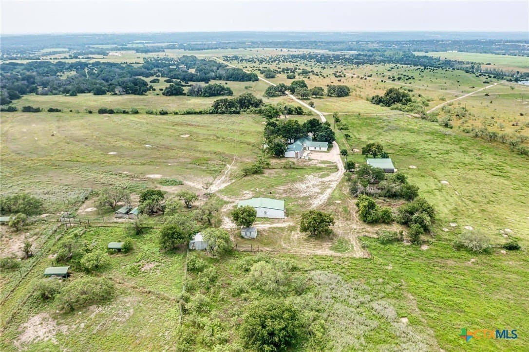 399 acres in Burnet County - photo 2