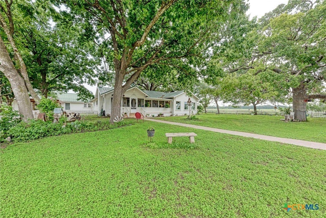 399 acres in Burnet County - photo 4