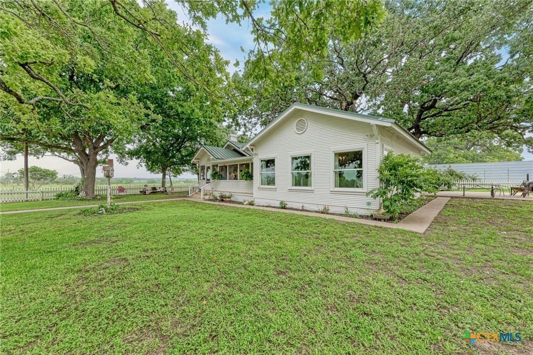 399 acres in Burnet County - photo 3