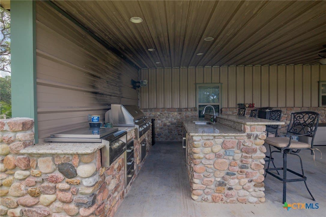 193 acres in Lavaca County - photo 17