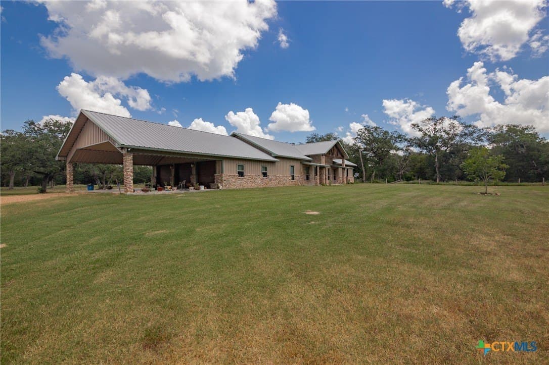 193 acres in Lavaca County - photo 8