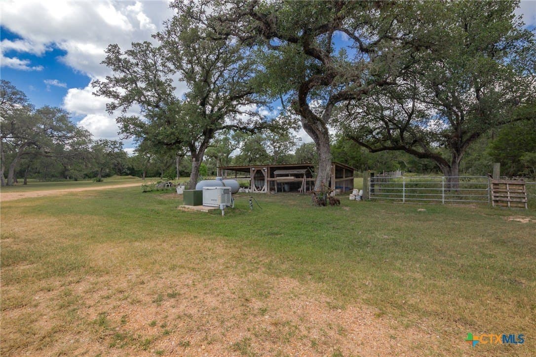 193 acres in Lavaca County - photo 12