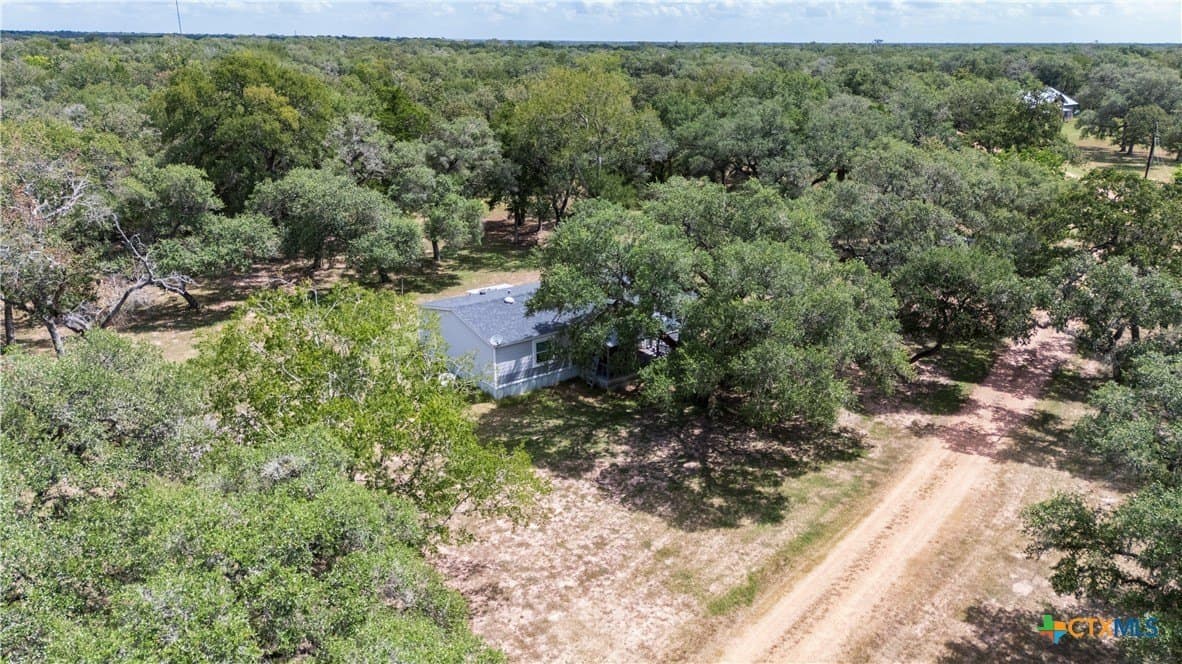193 acres in Lavaca County - photo 42