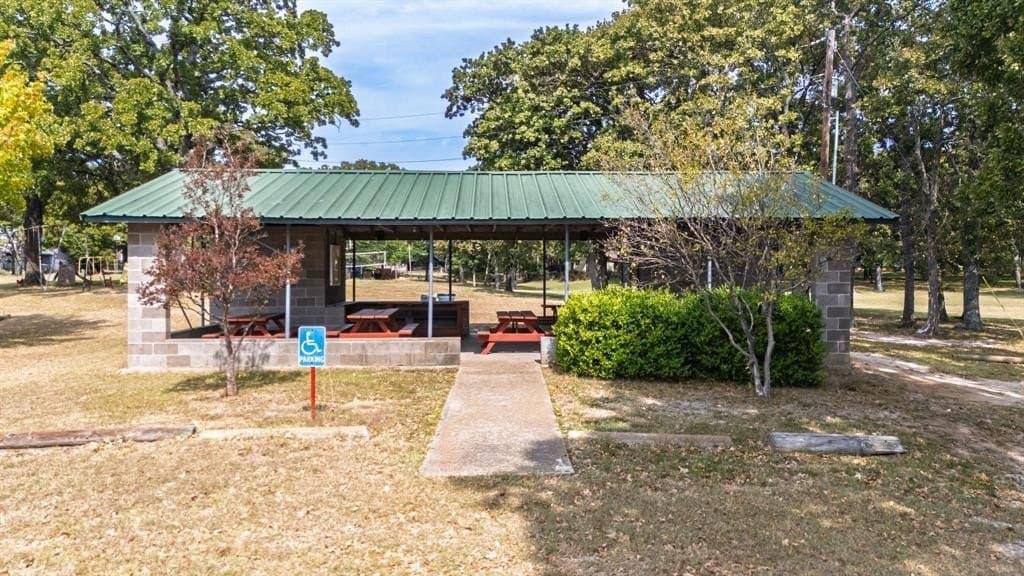 0.35 acres in Hunt County - photo 13