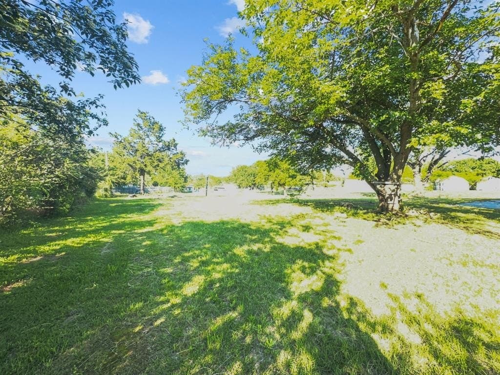 0.58 acres in Grayson County - photo 5