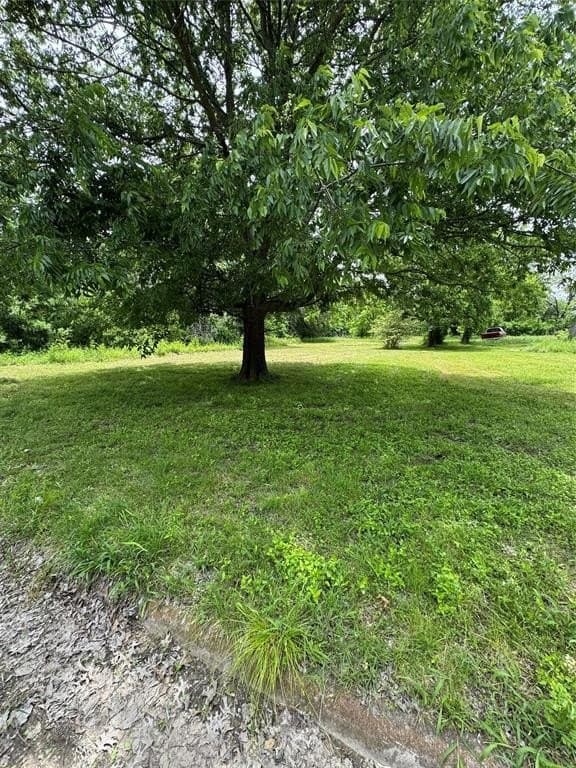 0.21 acres in Cooke County - photo 2