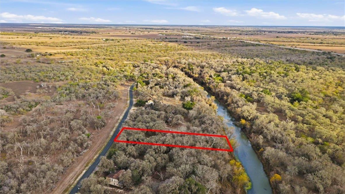 0.64 acres in Live Oak County - photo 6