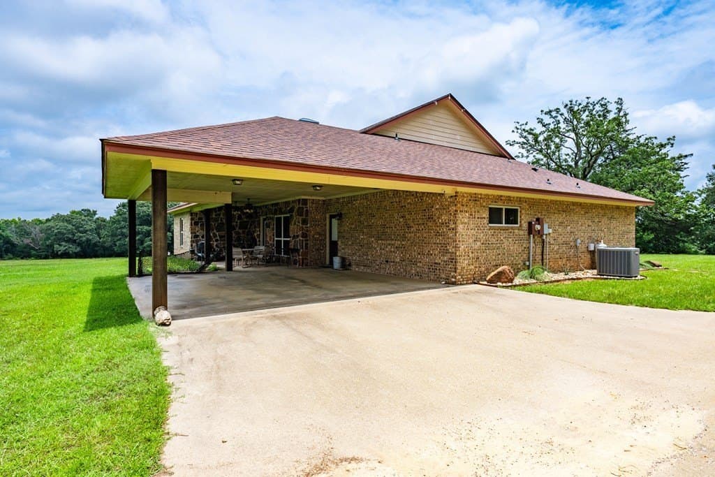 21.67 acres in Henderson County - photo 4