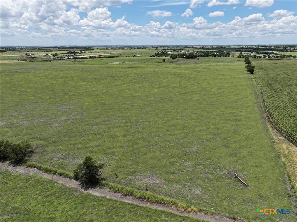 24.4 acres in Travis County - photo 3