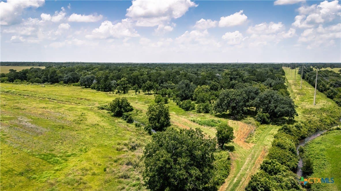 23.75 acres in Wharton County - photo 3