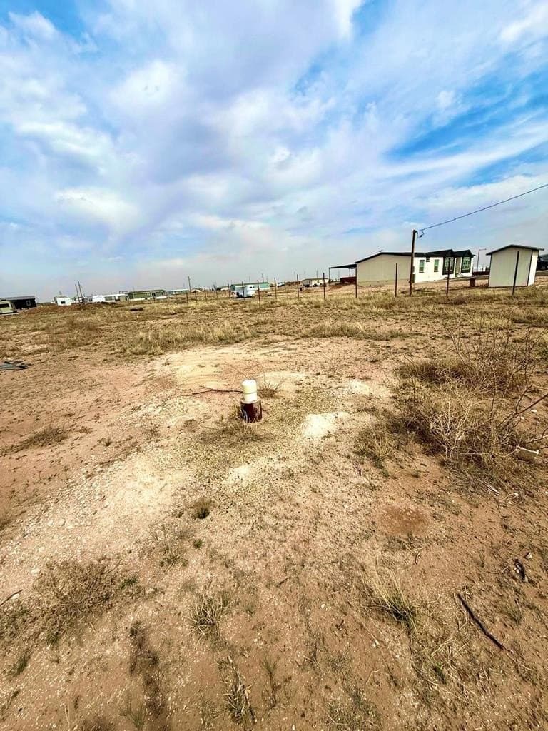 2101 Bowie Dr