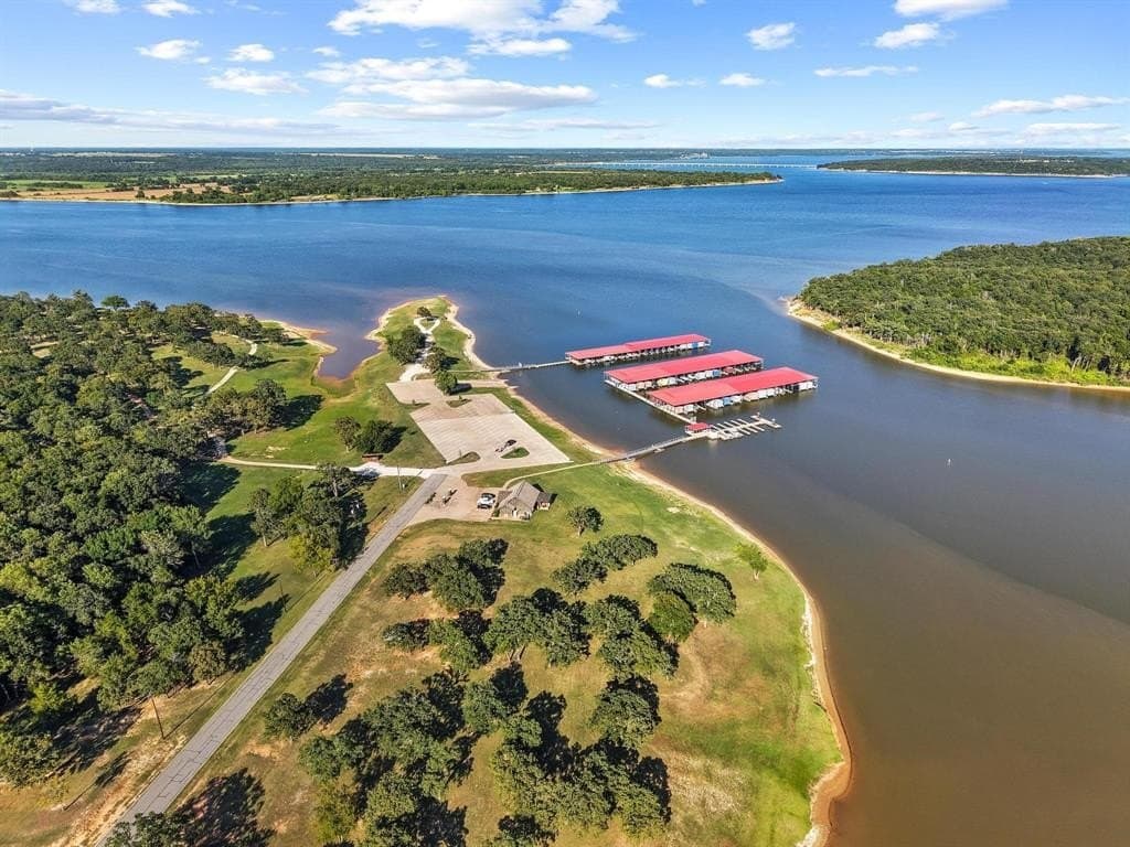 0.35 acres in Grayson County - photo 33