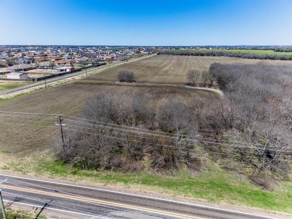 10.02 acres in Ellis County - photo 12