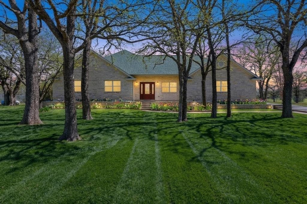 10 acres in Somervell County - photo 2