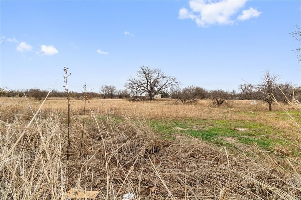 2.41 acres in Coleman County - photo 10