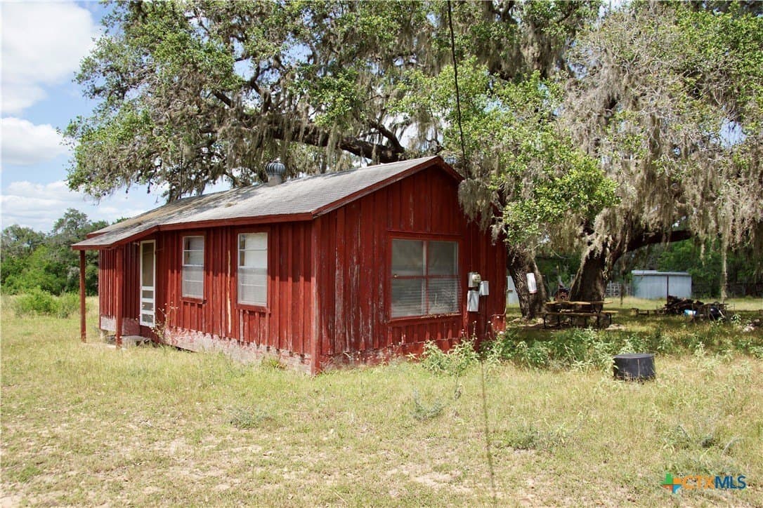 53.6 acres in DeWitt County - photo 13