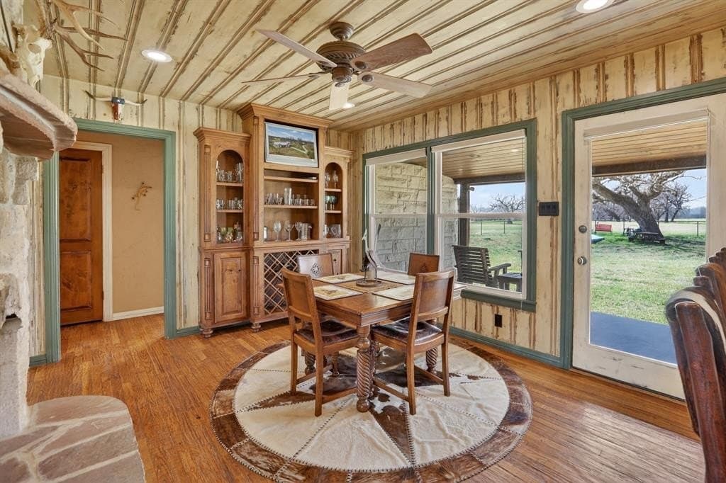 165.7 acres in Montague County - photo 8