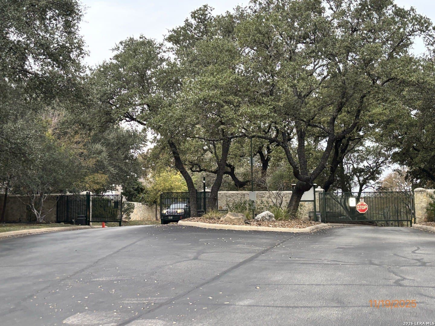 0.98 acres in Bexar County - photo 4