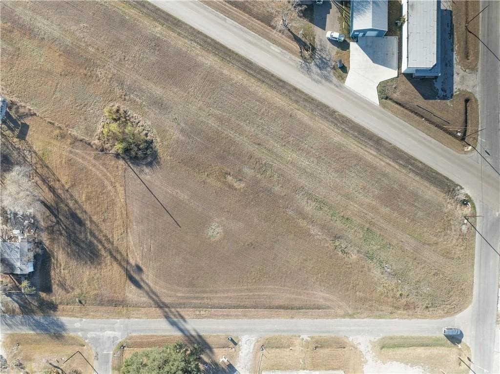 0.23 acres in San Patricio County - photo 7