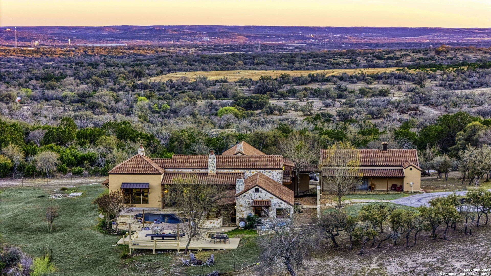 164 Camino Del Reserve