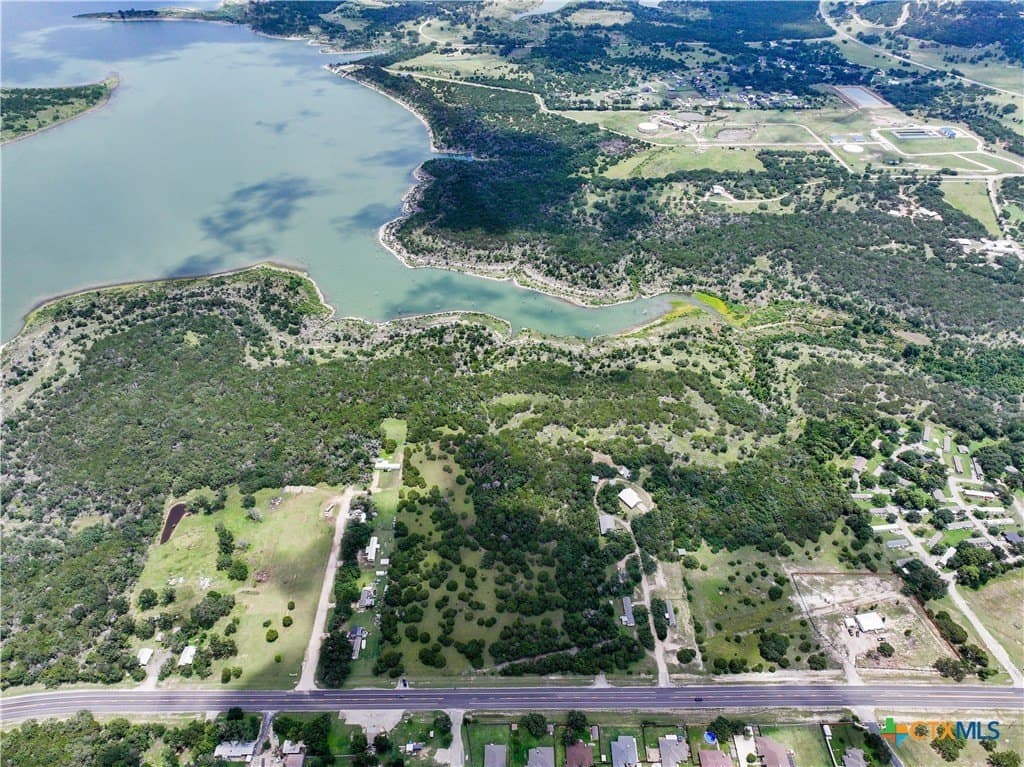 11.66 acres in Bell County - photo 8