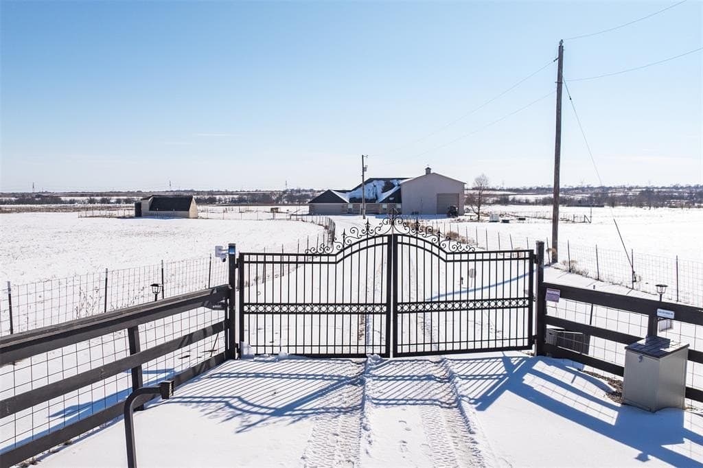 20 acres in Cooke County - photo 27
