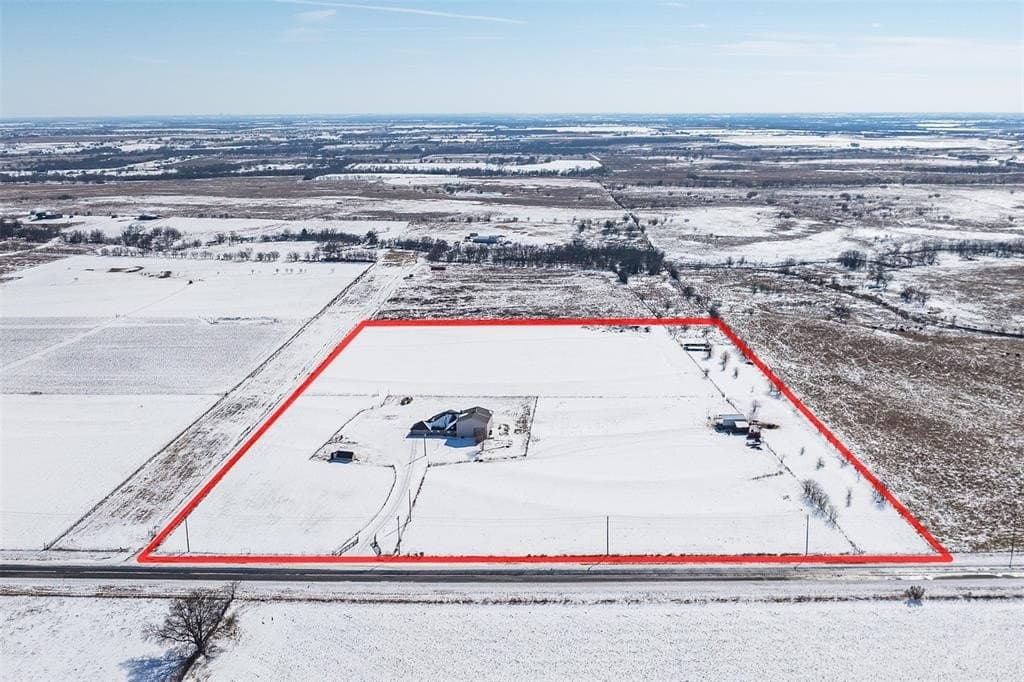 20 acres in Cooke County - photo 30