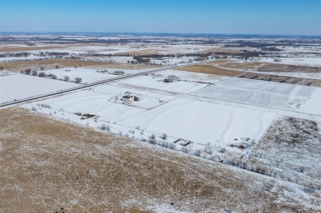 20 acres in Cooke County - photo 29