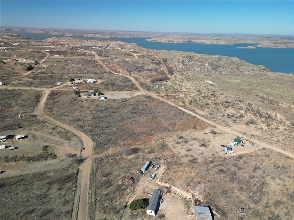 0.94 acres in Hutchinson County - photo 31