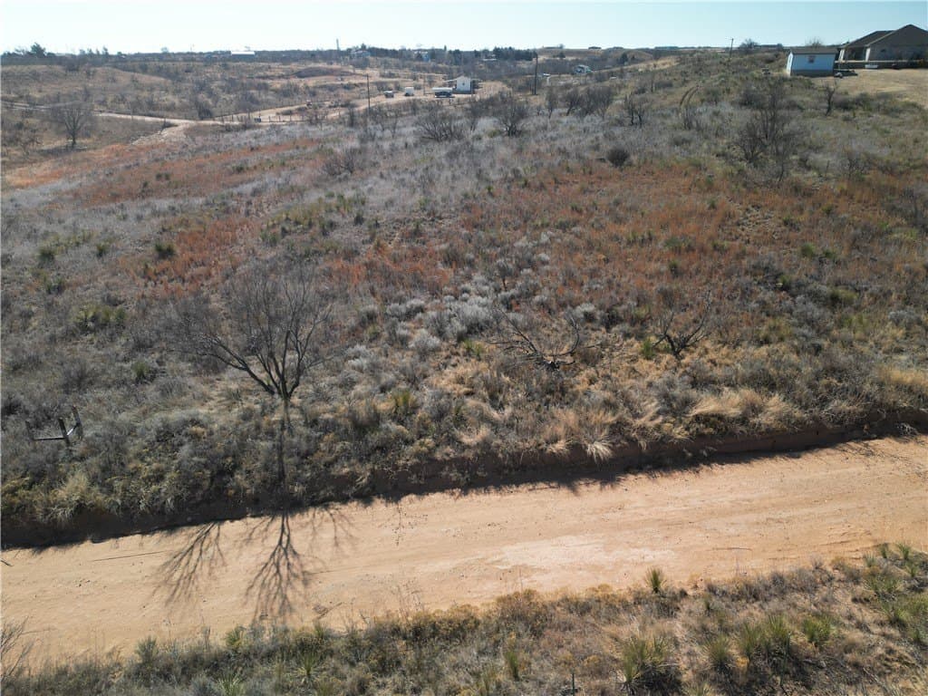 0.94 acres in Hutchinson County - photo 24