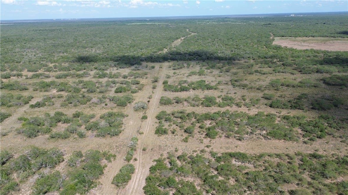 408.58 acres in Jim Wells County - photo 14