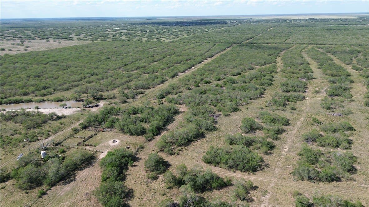 408.58 acres in Jim Wells County - photo 17