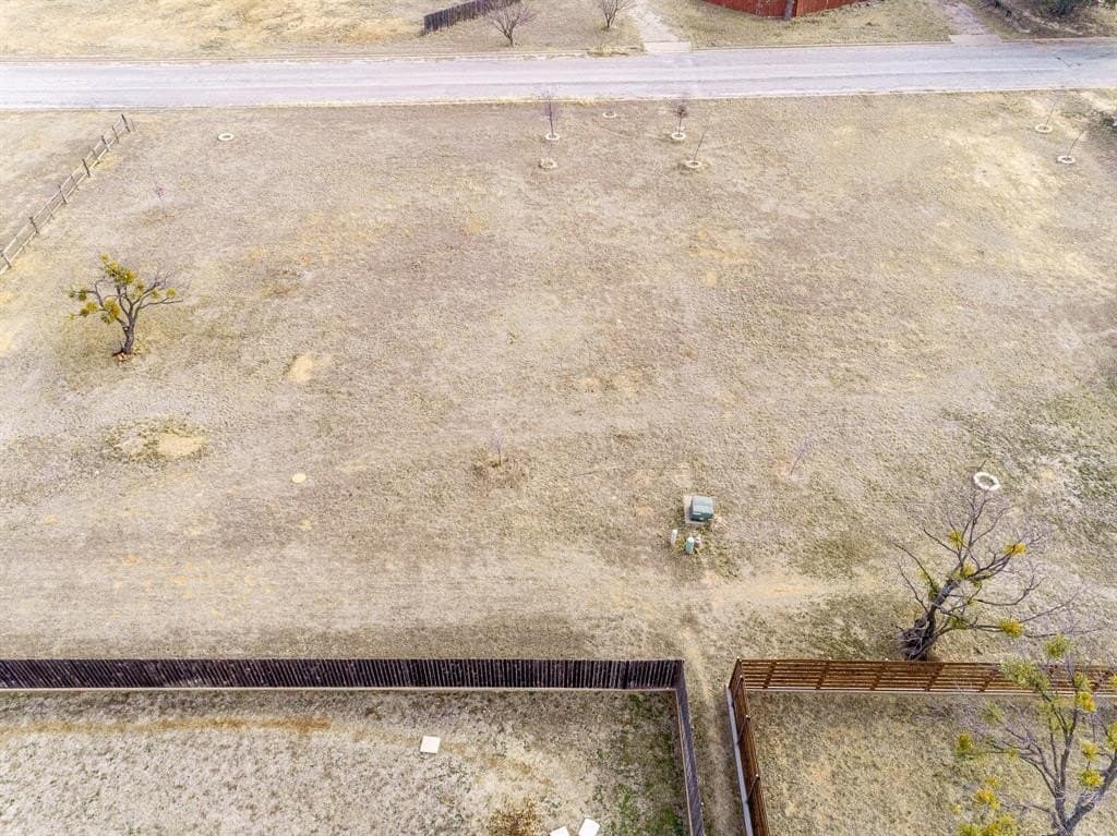 0.61 acres in Stephens County - photo 10