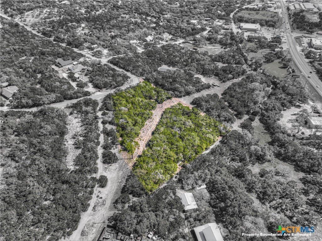 3.09 acres in Comal County - photo 2