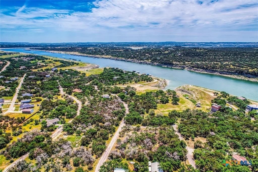 0.25 acres in Travis County - photo 10