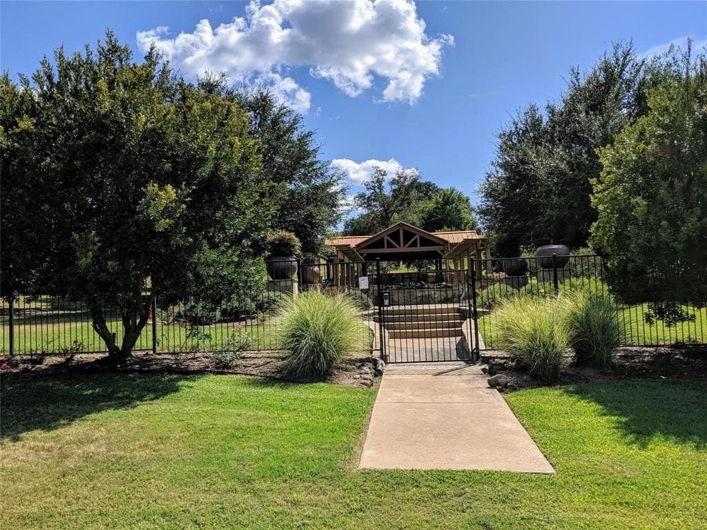 1.14 acres in Henderson County - photo 8