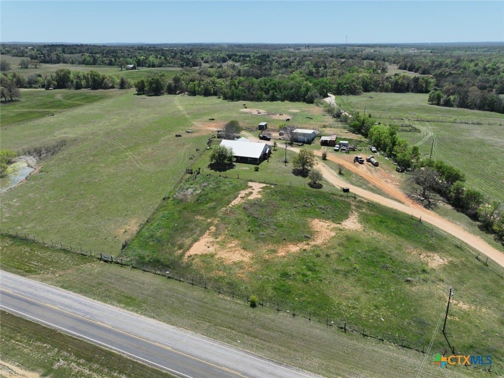 10 acres in Milam County - photo 6